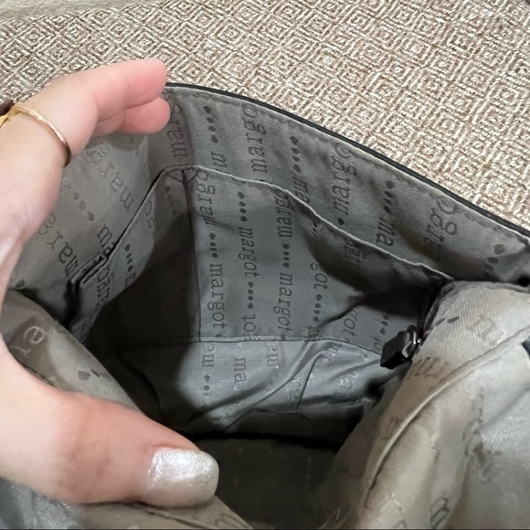 Margot Black Genuine Leather Crossbody Shoulder Bag Small Zip Closure Pockets - Picture 2 of 12